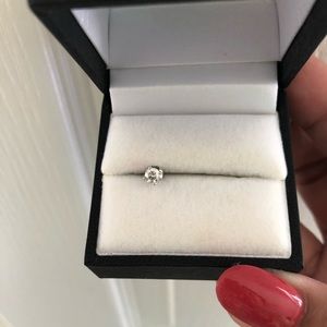 Single diamond earring